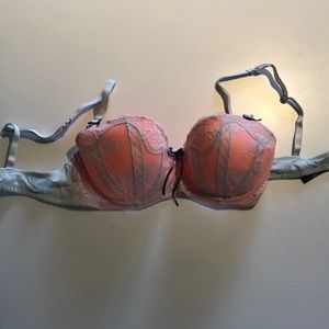 Heidi Klum bra 34C